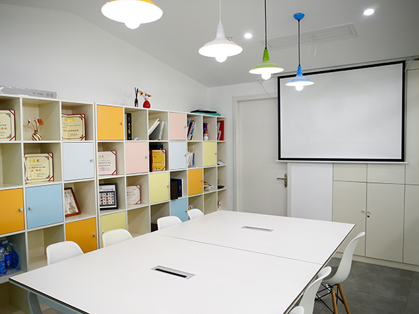 創(chuàng)意設(shè)計(jì)中心-7