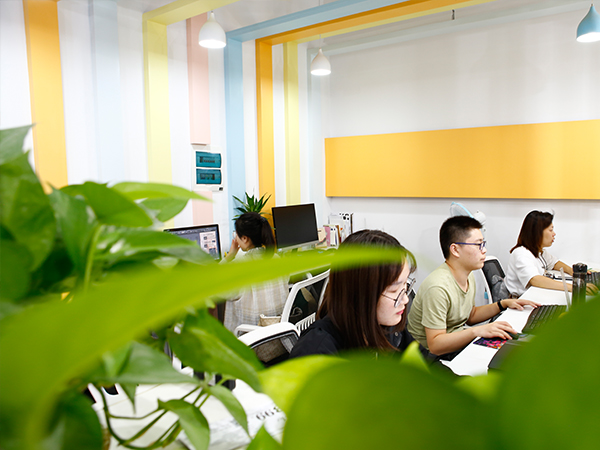 創(chuàng)意設(shè)計(jì)中心-6